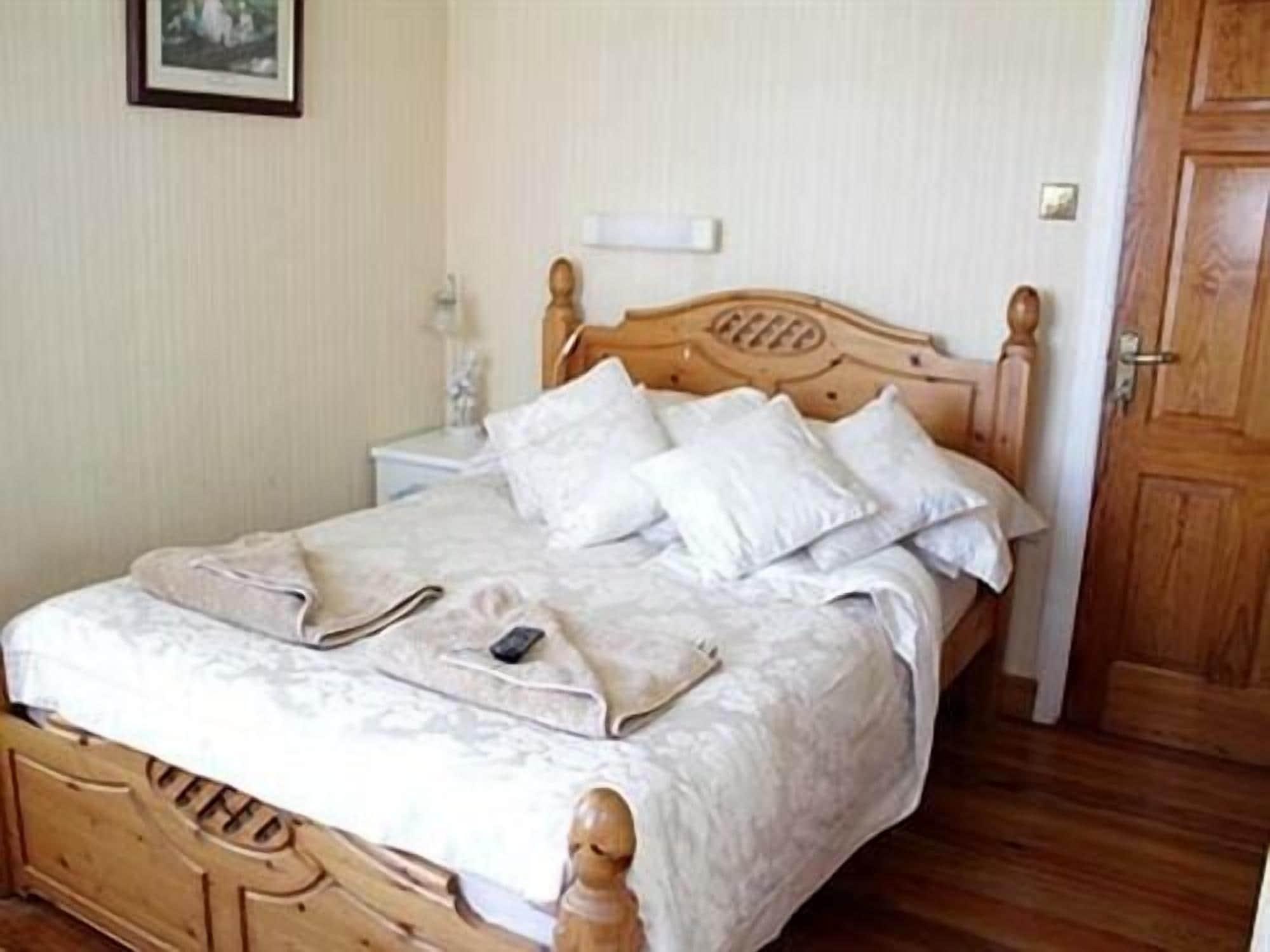 Brae-Mar B&B Portrush Exteriör bild