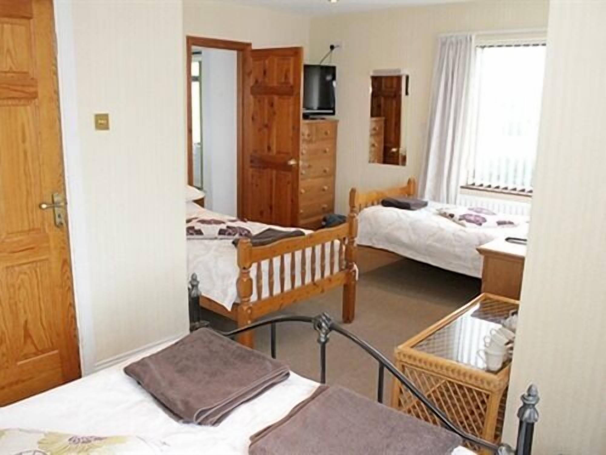 Brae-Mar B&B Portrush Exteriör bild